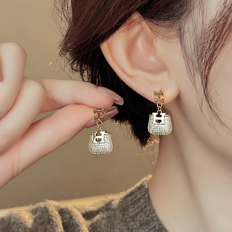 Boucles d'oreilles en métal av - Resin Art Alphabet avis et prix